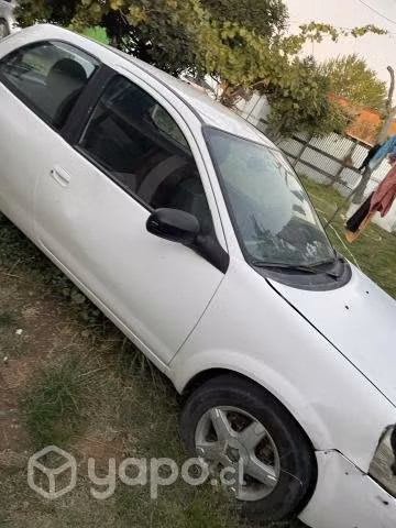 Se vende chevrolet corsa año 2010