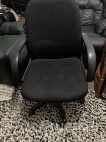Silla de escritorio giratoria acolchada - Imagen 2