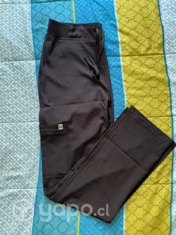 Traje clínico completo negro