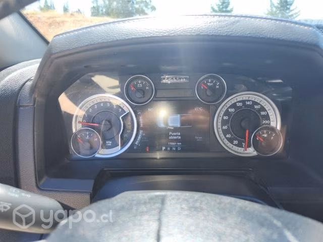 Dodge RAM 1500 5.7 Laramie con RamBox - Imagen 6