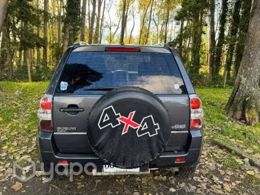 Suzuki grand vitara glx 2011