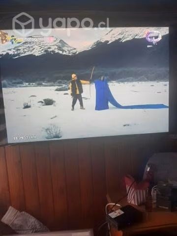 Televisor esmrtv 50 pulgadas impecable