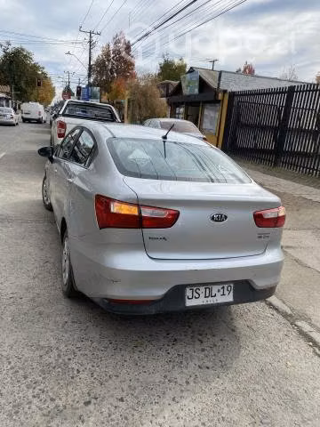 Kia río 4 ex 1.4 sedan año 2017