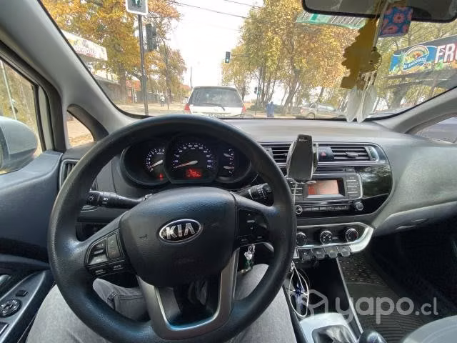 Kia río 4 ex 1.4 sedan año 2017