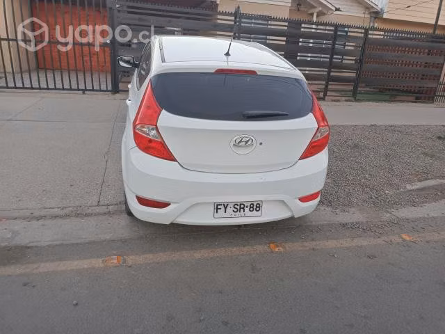 Hyundai accent 2014 hb