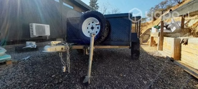 VENDO CARRO DE ARRASTRE PARA 1.200 kg