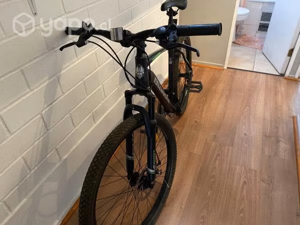 Bicicleta poco uso