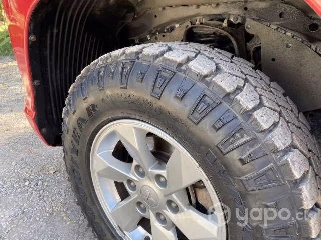 MITSUBISHI L200 2021 4x4 unico dueño - Imagen 16