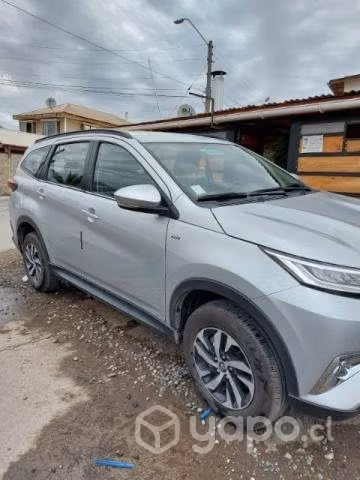 Vendo Toyota Rush 1.5Mt 2021
