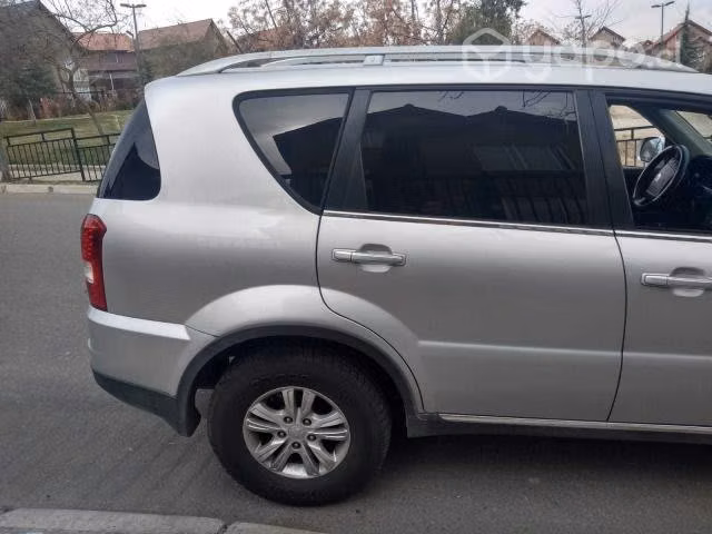 SSANGYONG REXTON W 2013 4x2 2.0 DIESEL AÑO 2013