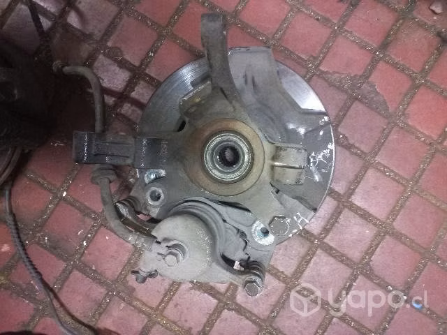 Muñón izquierdo chevrolet spark gt 2019