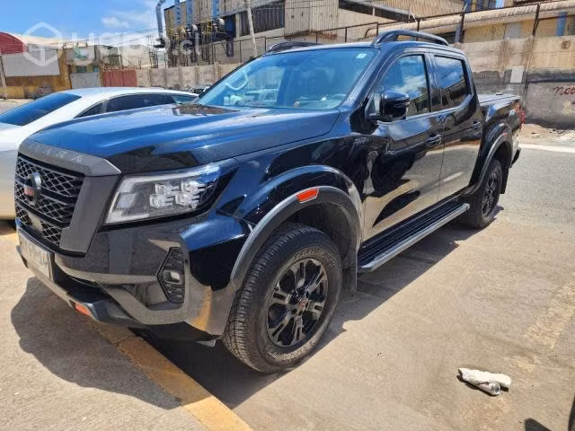 Nissan pro4x seminueva 2022
