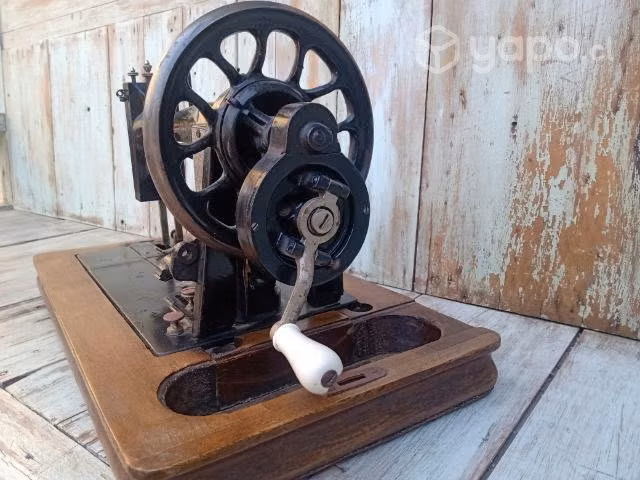 Máquina de coser clemens müller