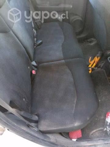 Se vende auto honda fit año 2014