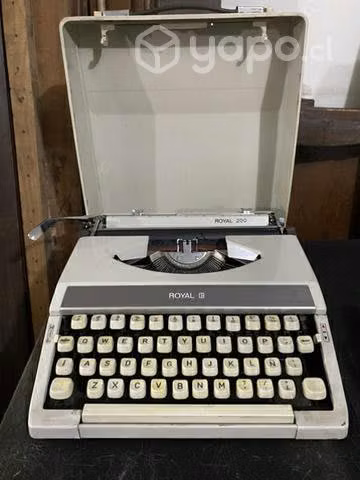 Maquina de escribir royal 200