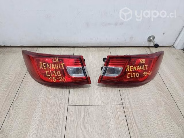Par de focos traseros Renault clio