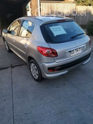 Se vende peugeot 207 compact en perfectas condicio