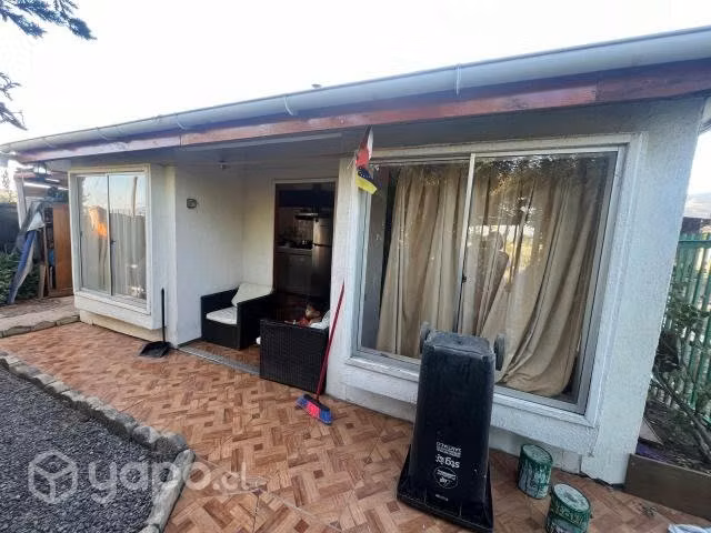 Vendo casa dos casas mas galpón ideal taller DERECHOS - Imagen 3