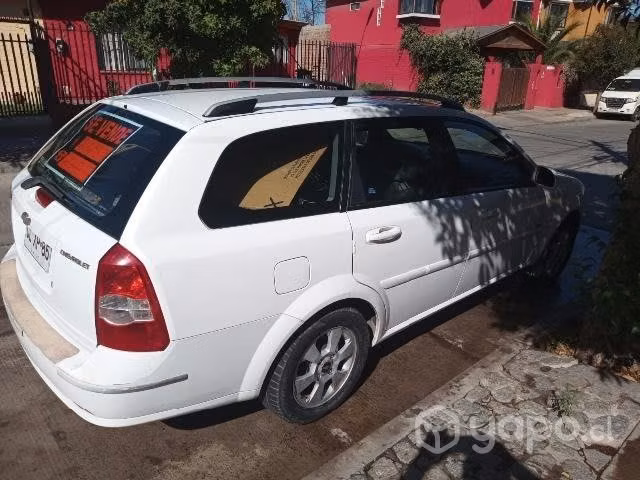 Chevrolet optra xl año 2010 - Imagen 3