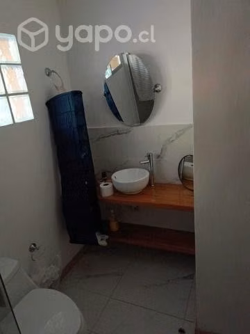 Arriendo pieza con baño compartido