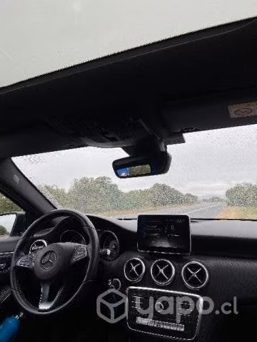 Mercedes benz a200d