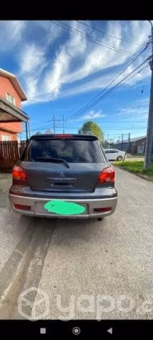 Mitsubishi Outlander 2006