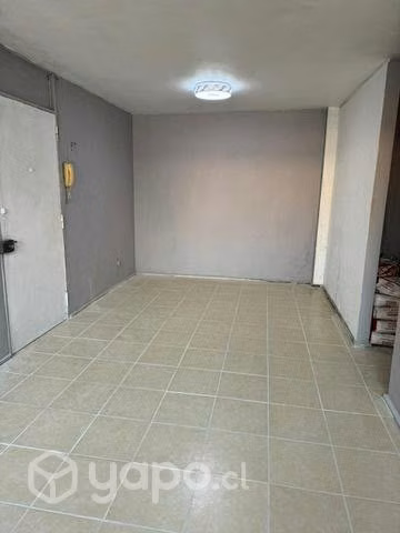 Arriendo amplio departamento avda Grecia