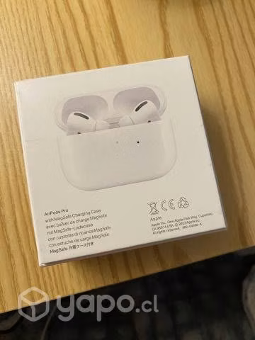 AirPods Pro Audífonos Bluetooth USB-C Apple