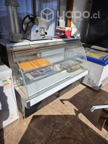Vitrina refrigerada curva