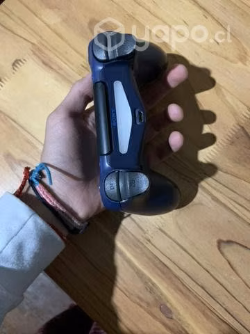 Mando ps4 original (1 mes de uso)