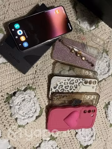 Samsung S22 pink