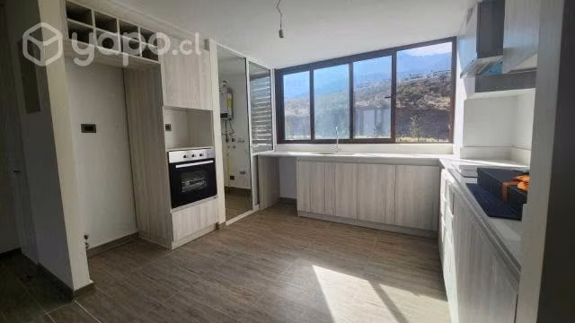 Se arrienda altomacul departamento
