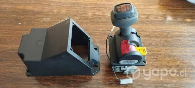 Comando Joystick para Levante Tolva - Imagen 3