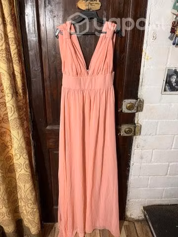 Venta de vestido con un solo uso