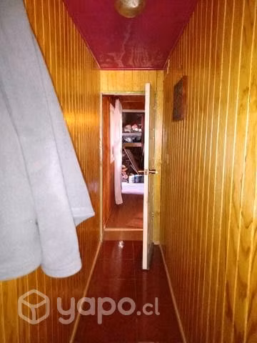 CASA ESQUINA con tres departamentos - Imagen 8