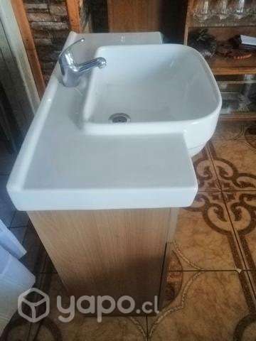Vanitorio de baño impecable - Imagen 2