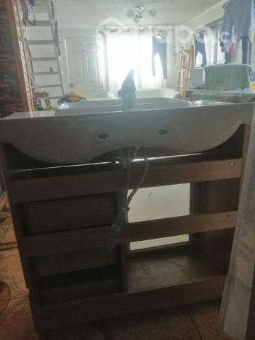 Vanitorio de baño impecable - Imagen 3