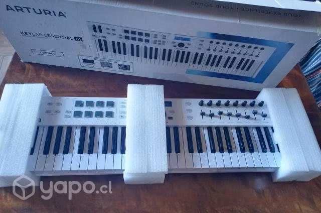 Controlador midi arturia keylab 61 nuevo en caja