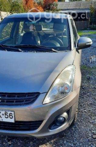 Vendo Dzire Swif (sedán) por apuro