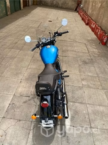 Royal Enfield Meteor 350 Supernova, 2022 casi nuev