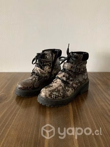 Bototos animal print