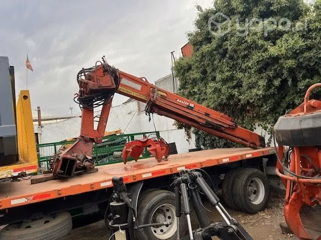 Grúa rescate chatarra