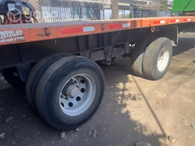 Semi tráiler rampla