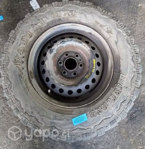 Llanta Fierro Con Neumático Nissan NP300 2.3 Diese - Imagen 1