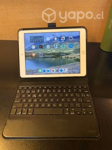 Ipad 6 32 GB con funda y teclado