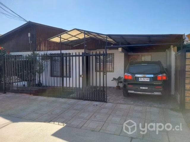 Se vende linda casa remodelada