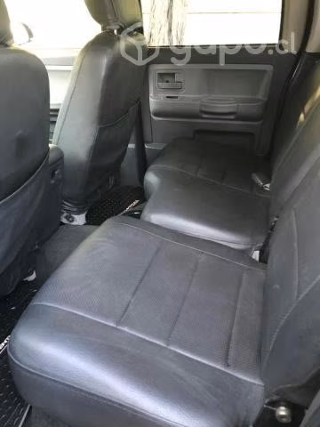 Dodge dakota 2011