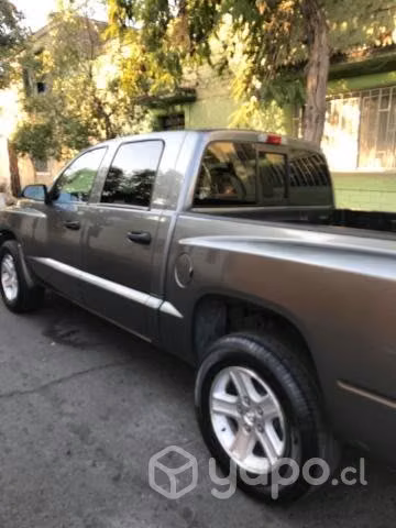 Dodge dakota 2011