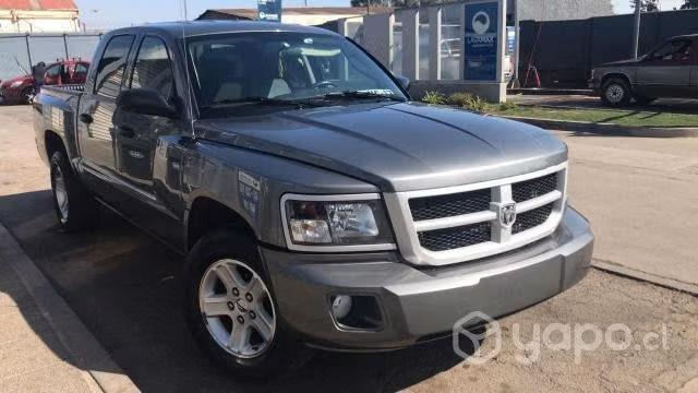 Dodge dakota 2011
