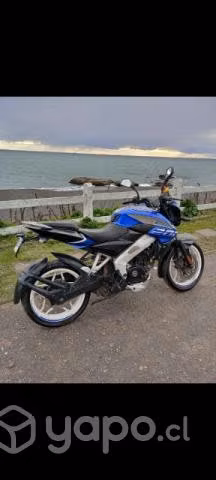 Vendo moto pulsar ns200